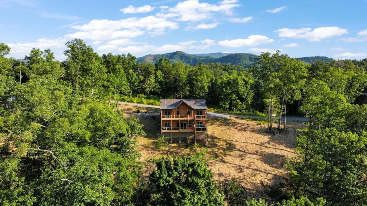 New / 3 King Suites / Sleeps12 / View / 5 Mi To Pf / Hot Tub 塞维尔维尔 外观 照片