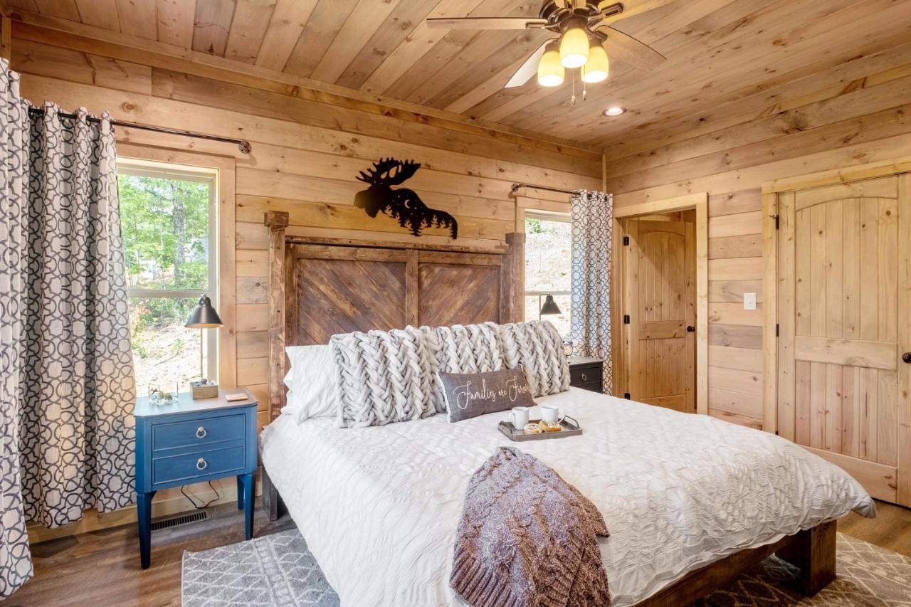 New / 3 King Suites / Sleeps12 / View / 5 Mi To Pf / Hot Tub 塞维尔维尔 外观 照片