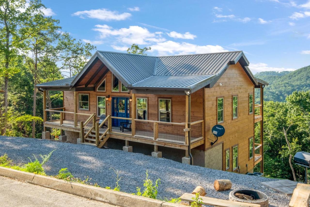New / 3 King Suites / Sleeps12 / View / 5 Mi To Pf / Hot Tub 塞维尔维尔 外观 照片
